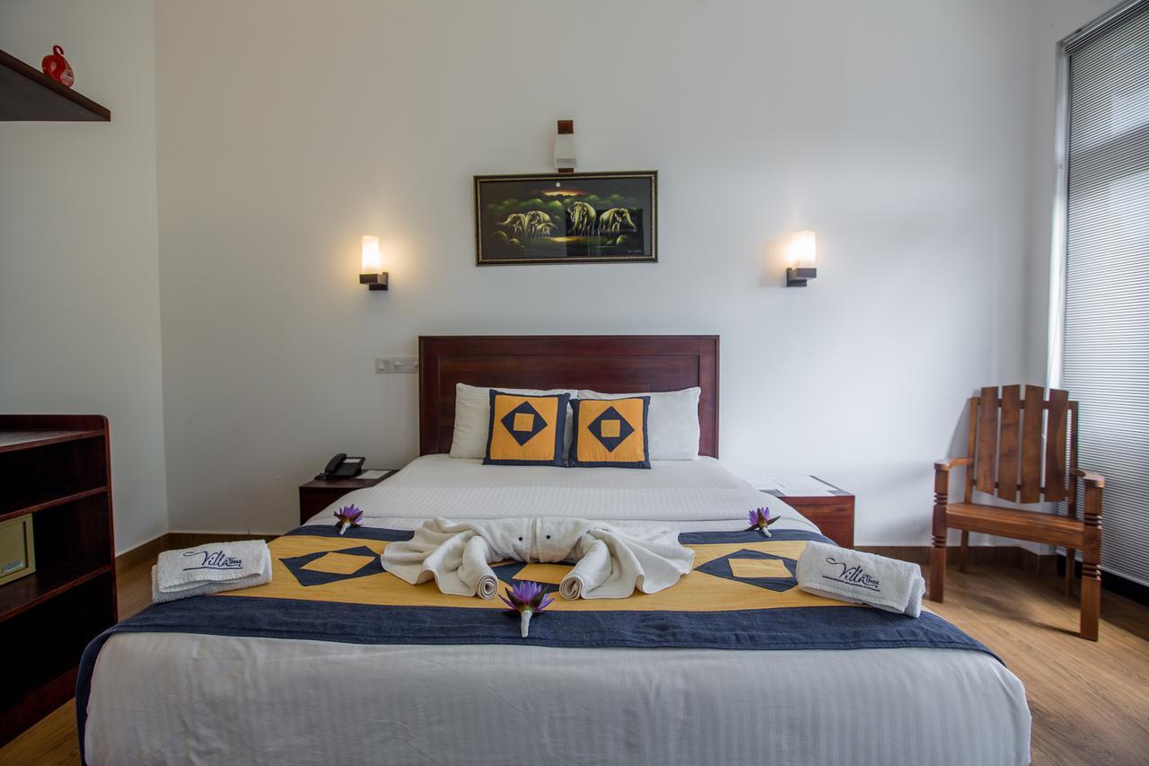 Villa Tissa Beach Resort Weligama Bagian luar foto